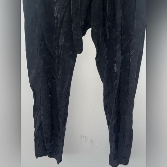 THE GREAT. Black Floral Cropped Pants w/ Belt Size 0 - Picture 6 of 13